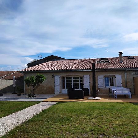 Domaine Des Pres De Joussac - Protocole Sanitaire Strict Villa Jau-Dignac-et-Loirac Kültér fotó