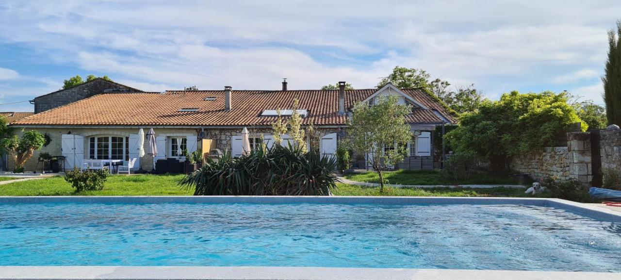 Domaine Des Pres De Joussac - Protocole Sanitaire Strict Villa Jau-Dignac-et-Loirac Kültér fotó