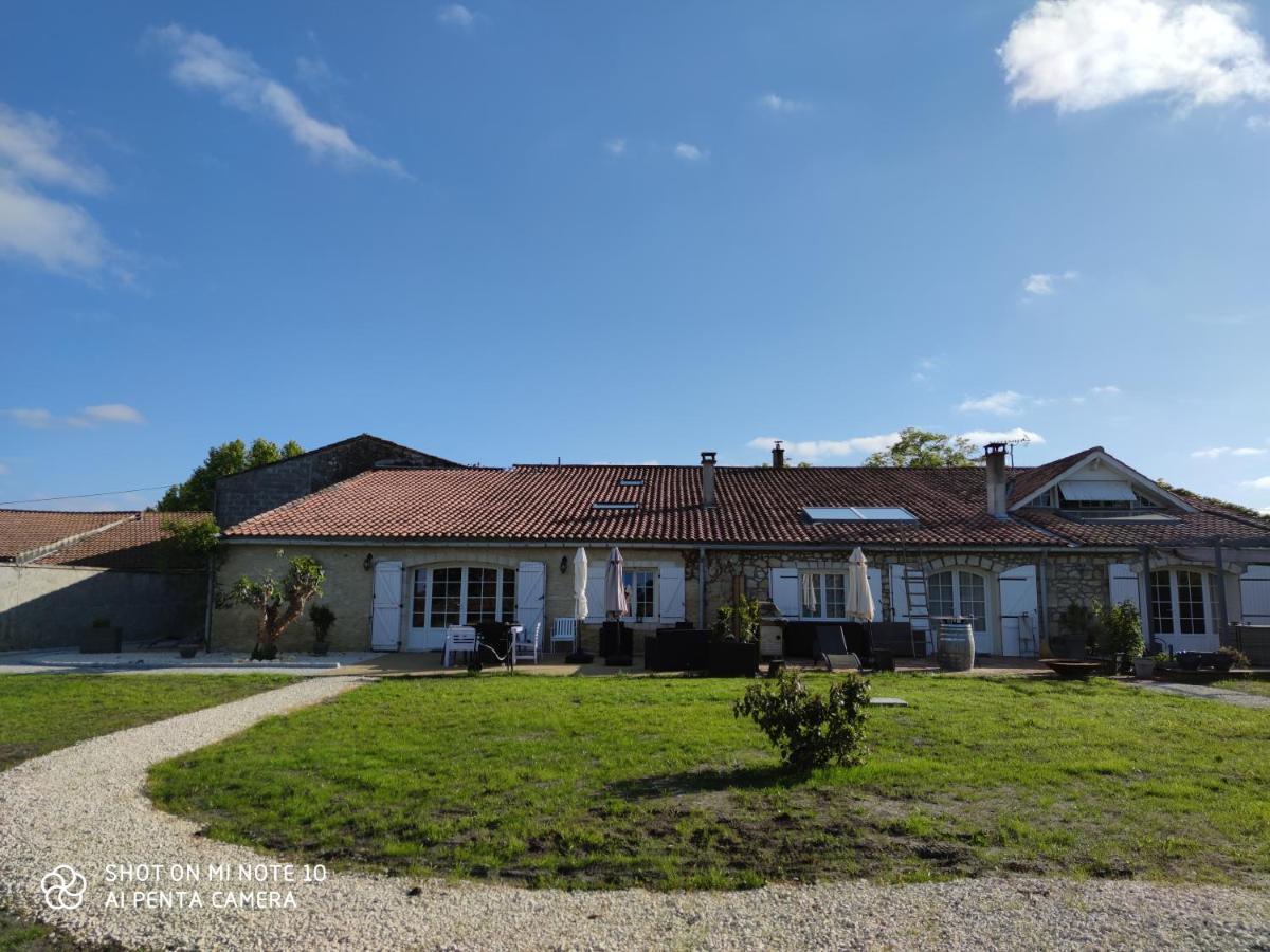 Domaine Des Pres De Joussac - Protocole Sanitaire Strict Villa Jau-Dignac-et-Loirac Kültér fotó