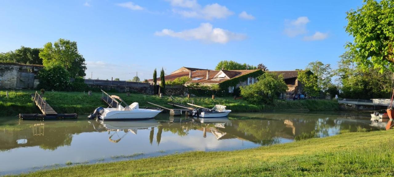 Domaine Des Pres De Joussac - Protocole Sanitaire Strict Villa Jau-Dignac-et-Loirac Kültér fotó