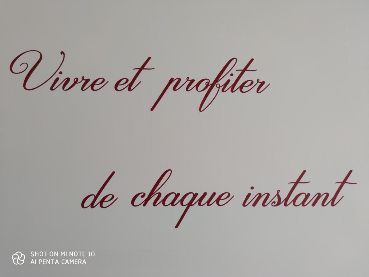 Domaine Des Pres De Joussac - Protocole Sanitaire Strict Villa Jau-Dignac-et-Loirac Kültér fotó