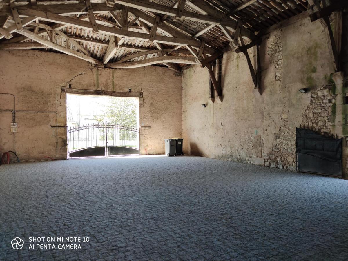 Domaine Des Pres De Joussac - Protocole Sanitaire Strict Villa Jau-Dignac-et-Loirac Kültér fotó