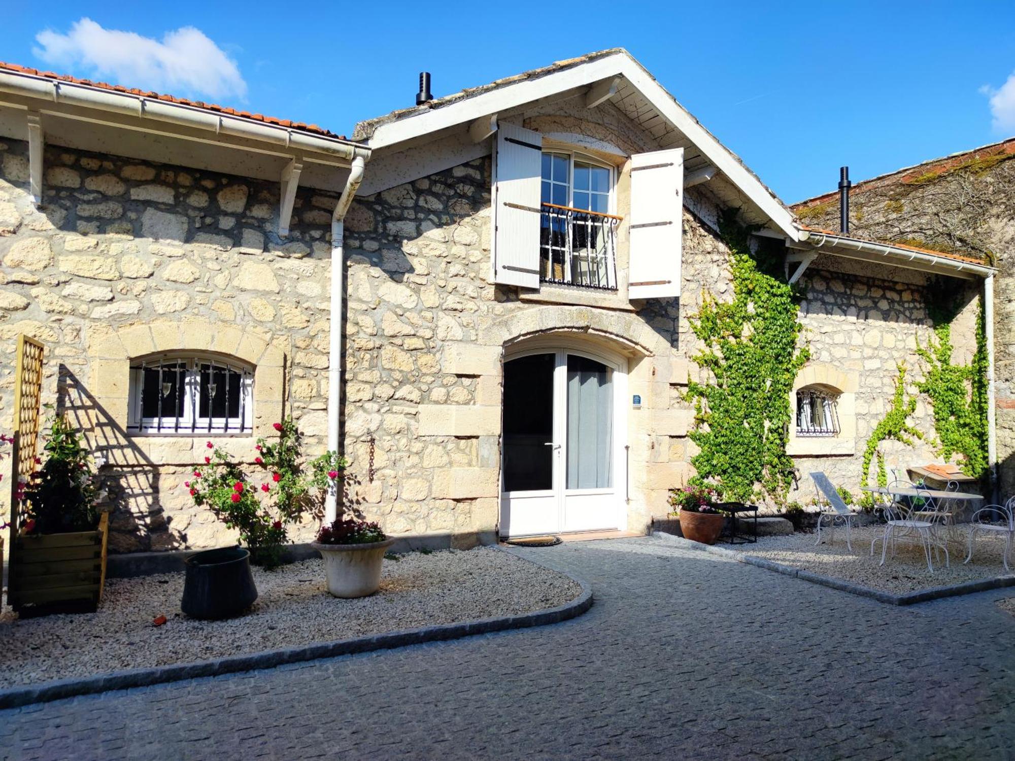 Domaine Des Pres De Joussac - Protocole Sanitaire Strict Villa Jau-Dignac-et-Loirac Kültér fotó