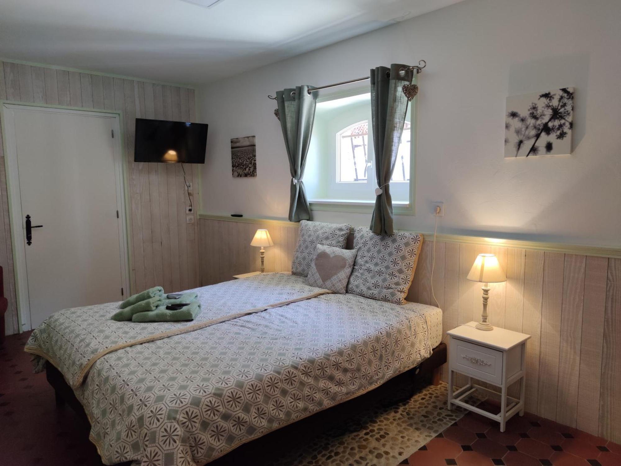 Domaine Des Pres De Joussac - Protocole Sanitaire Strict Villa Jau-Dignac-et-Loirac Kültér fotó