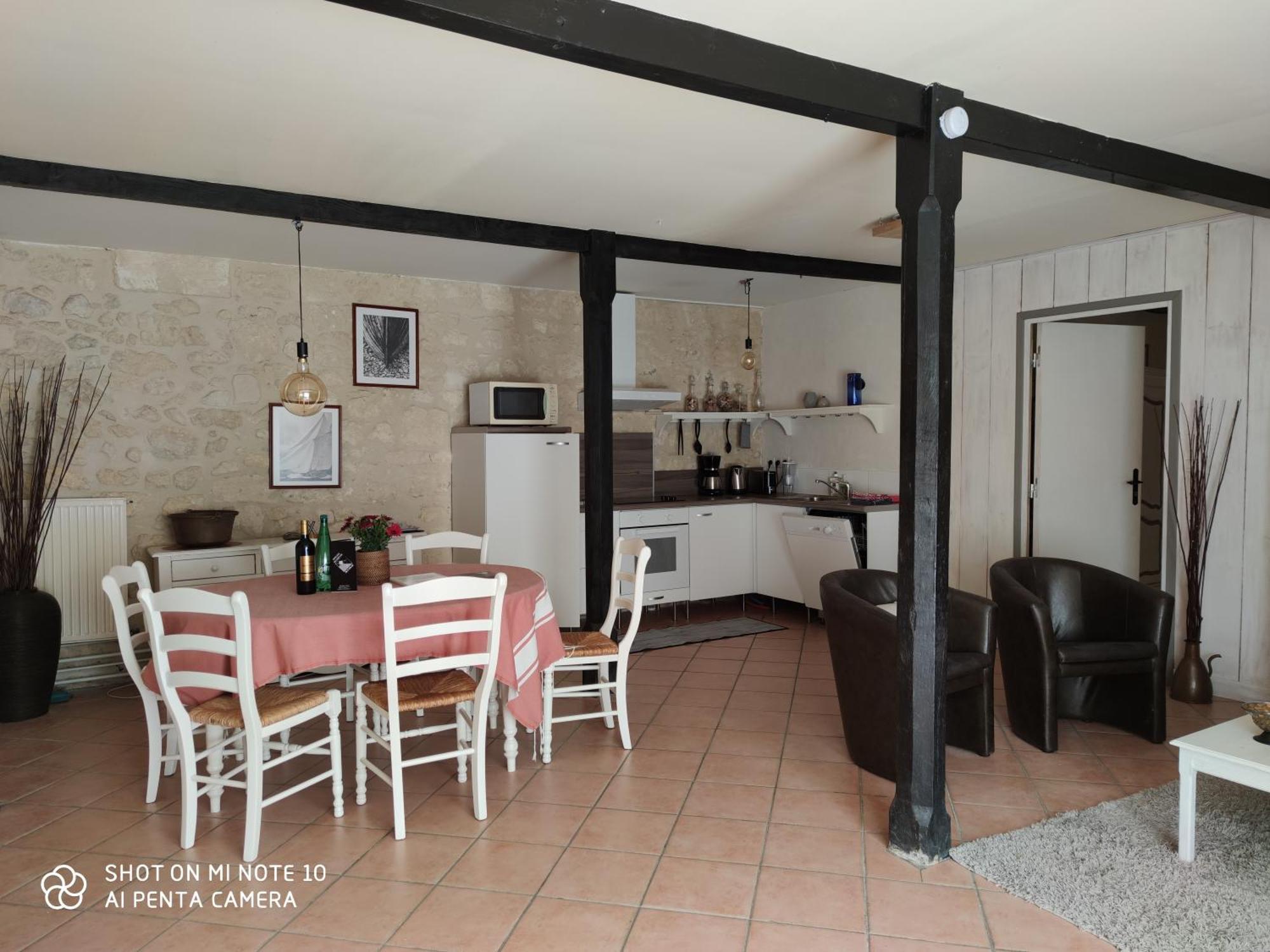 Domaine Des Pres De Joussac - Protocole Sanitaire Strict Villa Jau-Dignac-et-Loirac Kültér fotó